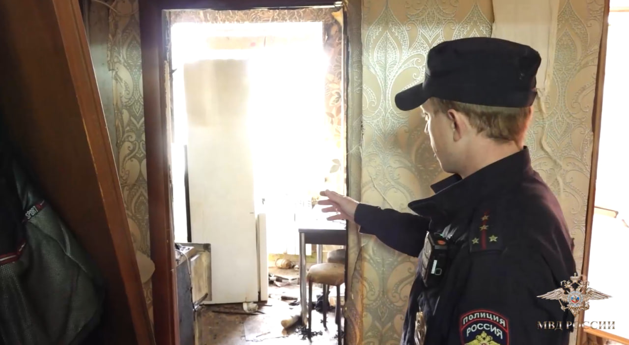 Ирина Волк: В Пензе полицейские спасли мужчину из горящей квартиры