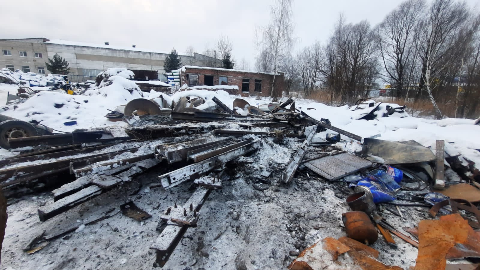 Смоленские транспортные полицейские раскрыли кражу почти 15 тонн железнодорожных деталей