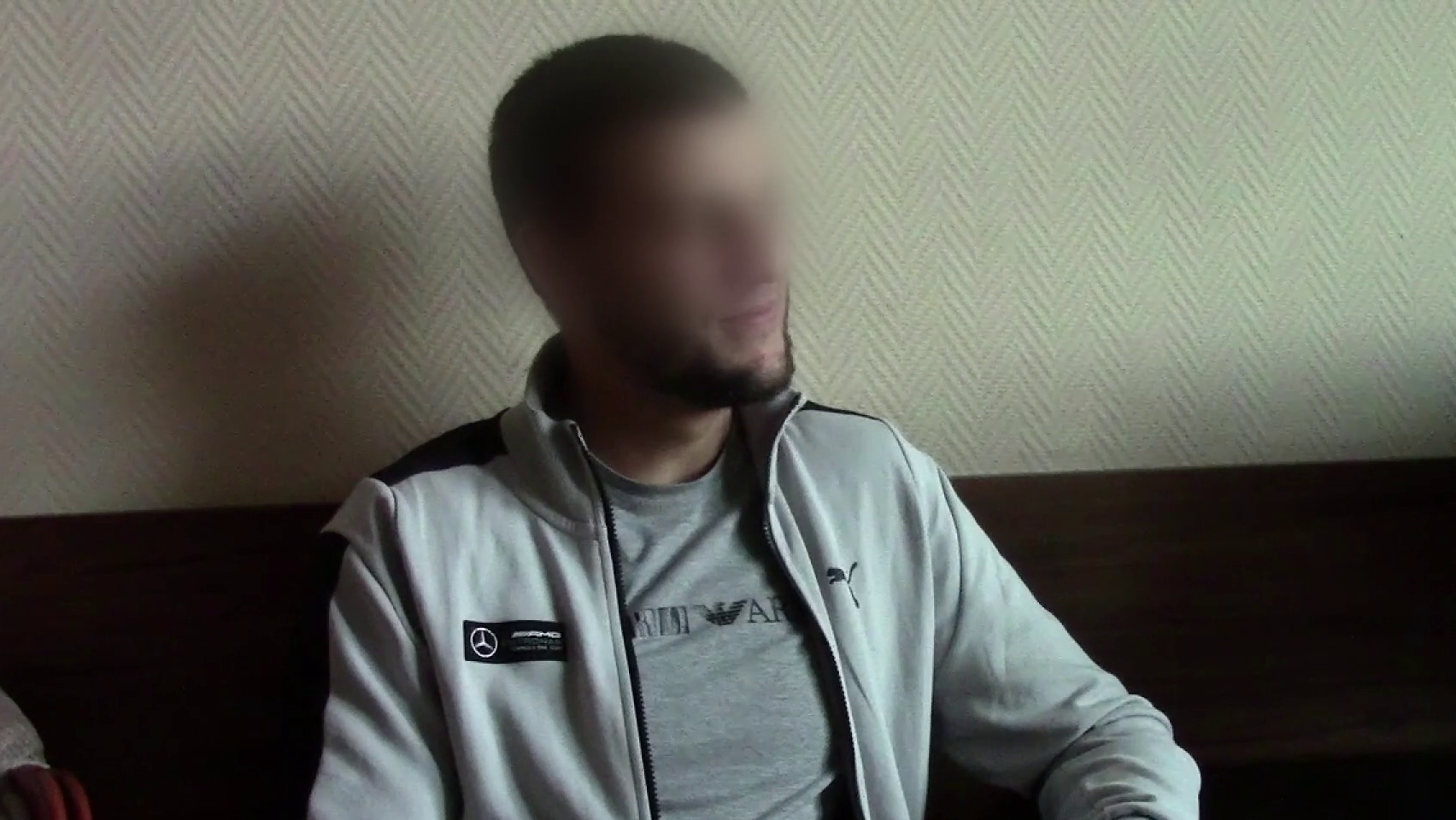 Московские полицейские задержали псевдоспециалиста по ремонту окон за кражу денег со счёта пенсионерки