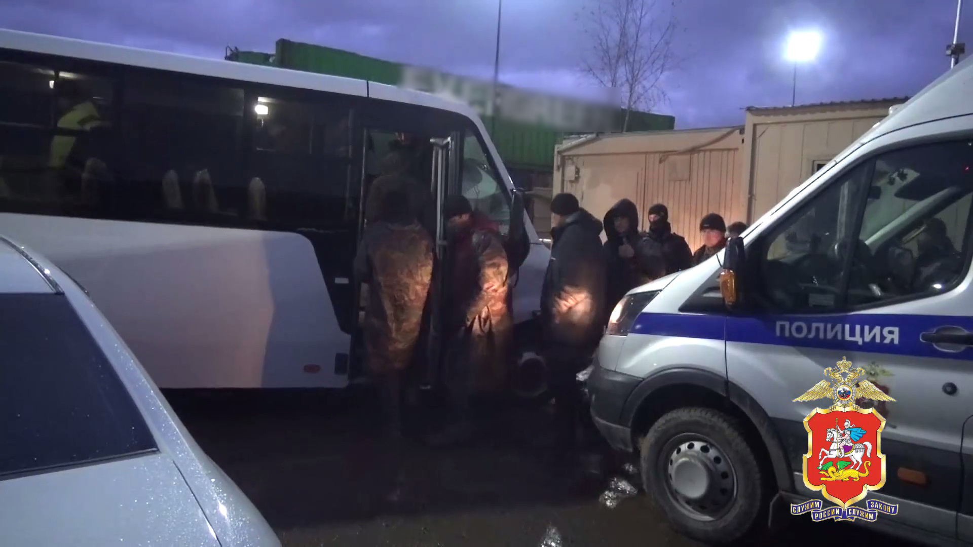 В Ленинском г.о. подмосковными полицейскими выявлено более 40 нелегальных мигрантов
