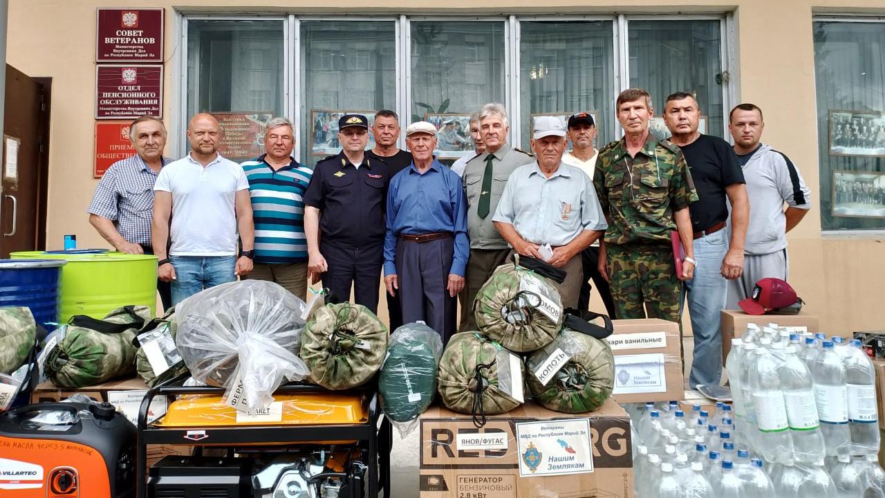 Гумпомощь для бойцов СВО отправили в воинские части полицейские и ветераны полиции Республики Марий Эл
