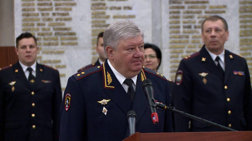 Владимир Кубышко поздравил выпускников факультета заочного обучения Московского университета МВД