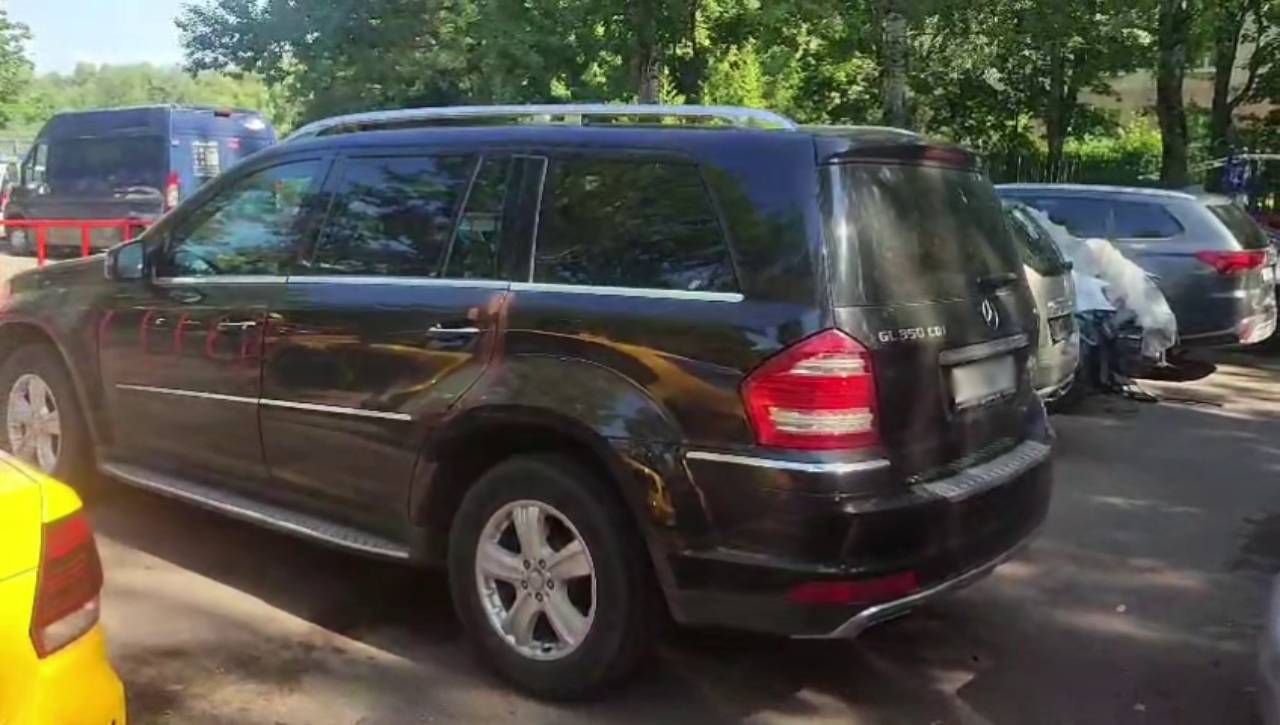 Полиция задержала нетрезвого работника автомойки, который ездил по улицам столицы на угнанной иномарке
