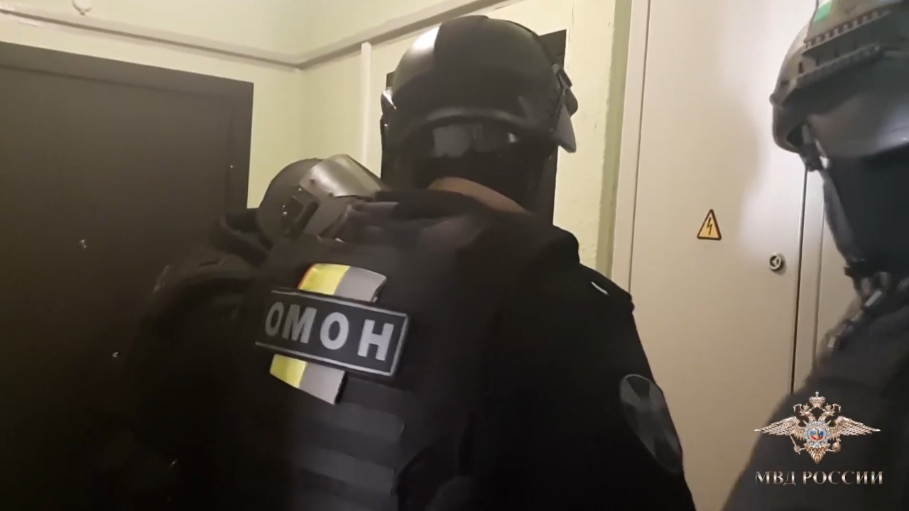 В Брянской области нелегальные банкиры стали фигурантами уголовного дела об участии в преступном сообществе