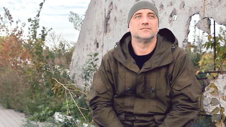 Захар Прилепин: «Спрятаться в доме в моём случае странно, так как меня взорвали прямо около него»