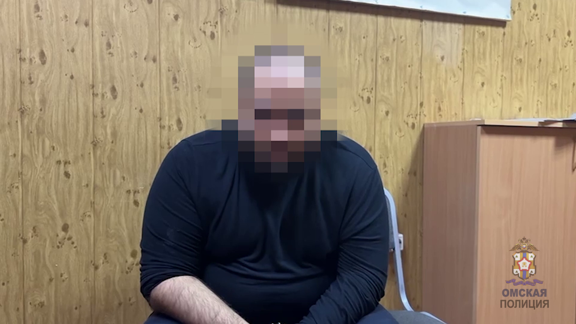 Полицейские Омской области по горячим следам задержали подозреваемого в убийстве