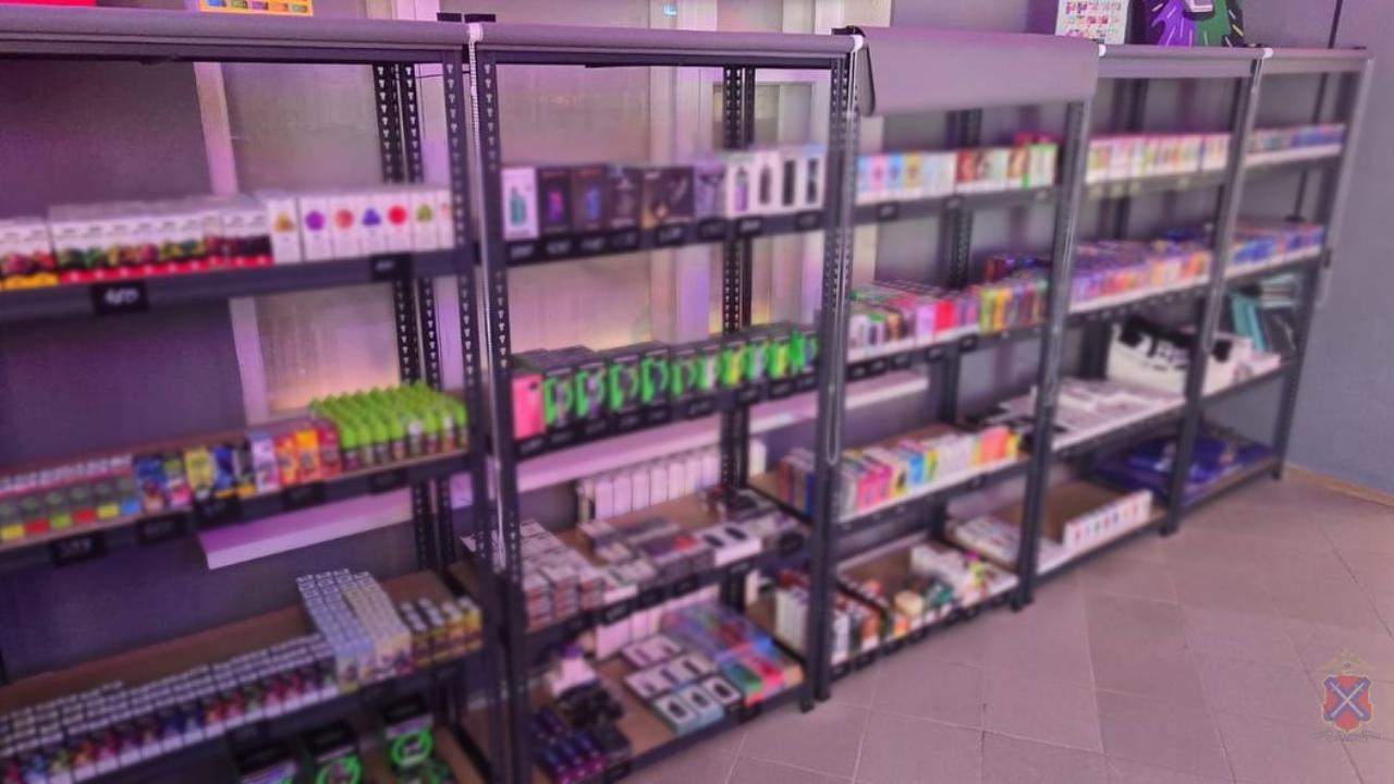 В Волгоградской области предотвращена продажа нелегальных вейпов и жидкостей к ним на 7,6 млн рублей