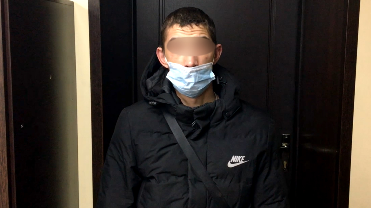 В Иркутской области сотрудники ГИБДД в ходе погони задержали нетрезвого лихача
