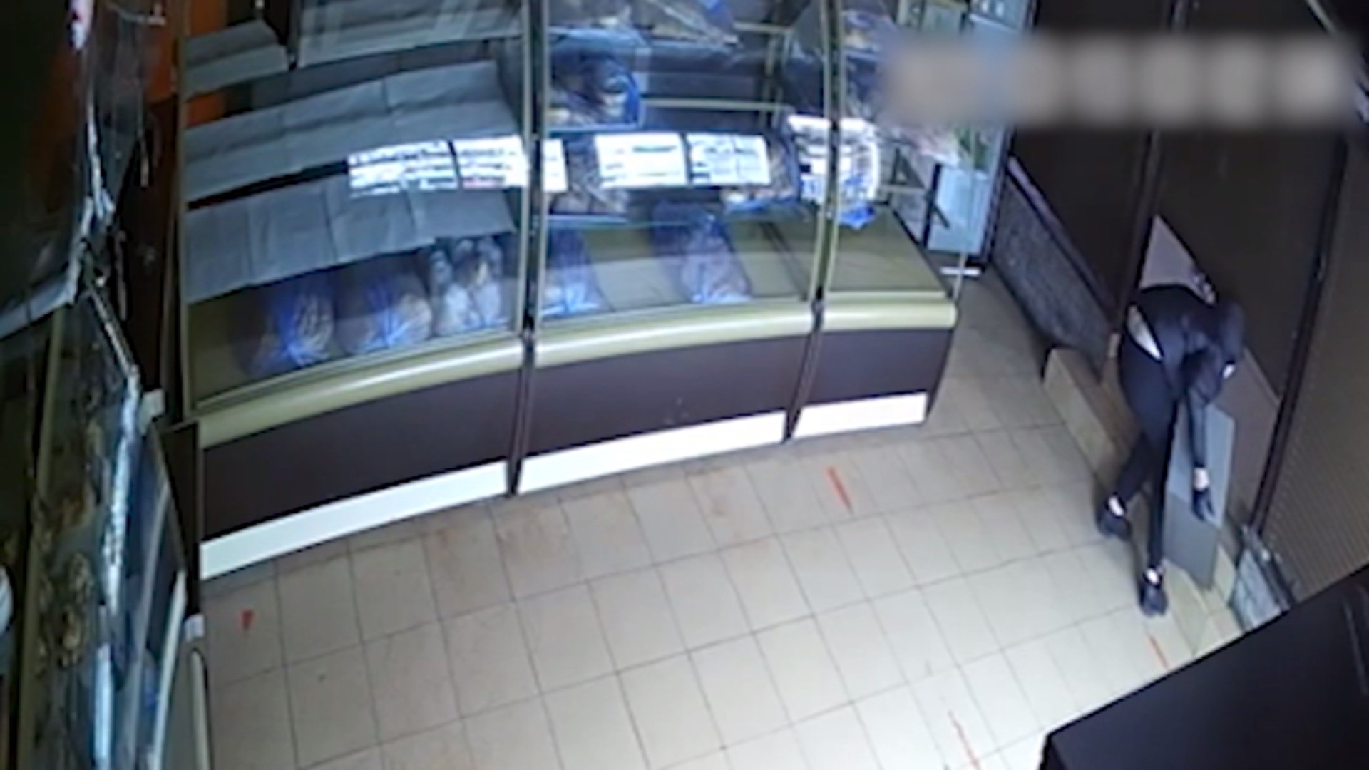 Полицейскими столицы задержаны двое подозреваемых в краже сейфа из пекарни