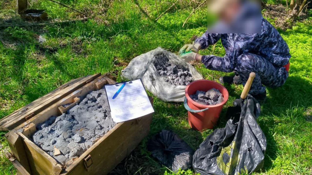 Полицейскими Херсонской области обнаружен схрон с взрывчатыми веществами в посёлке Каланчак