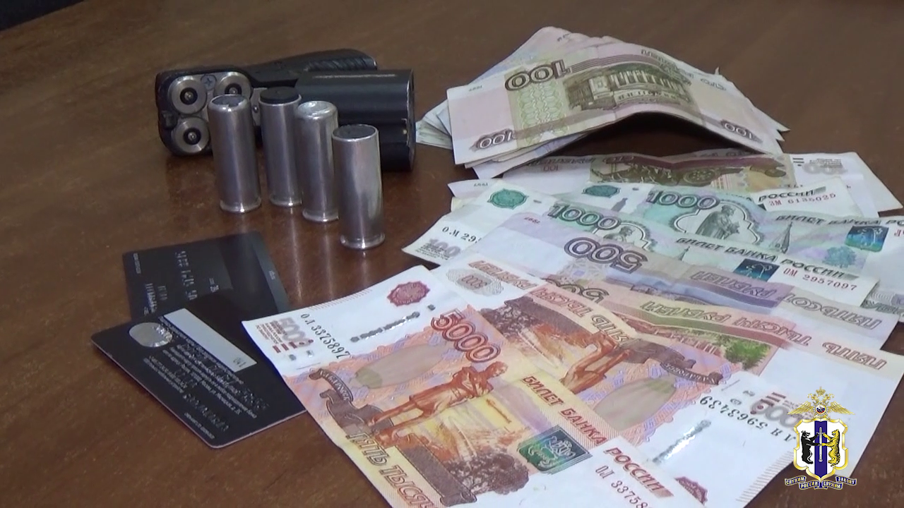 Фигурант трёх уголовных дел о кражах из автомобилей вновь задержан полицией Хабаровска за хищения