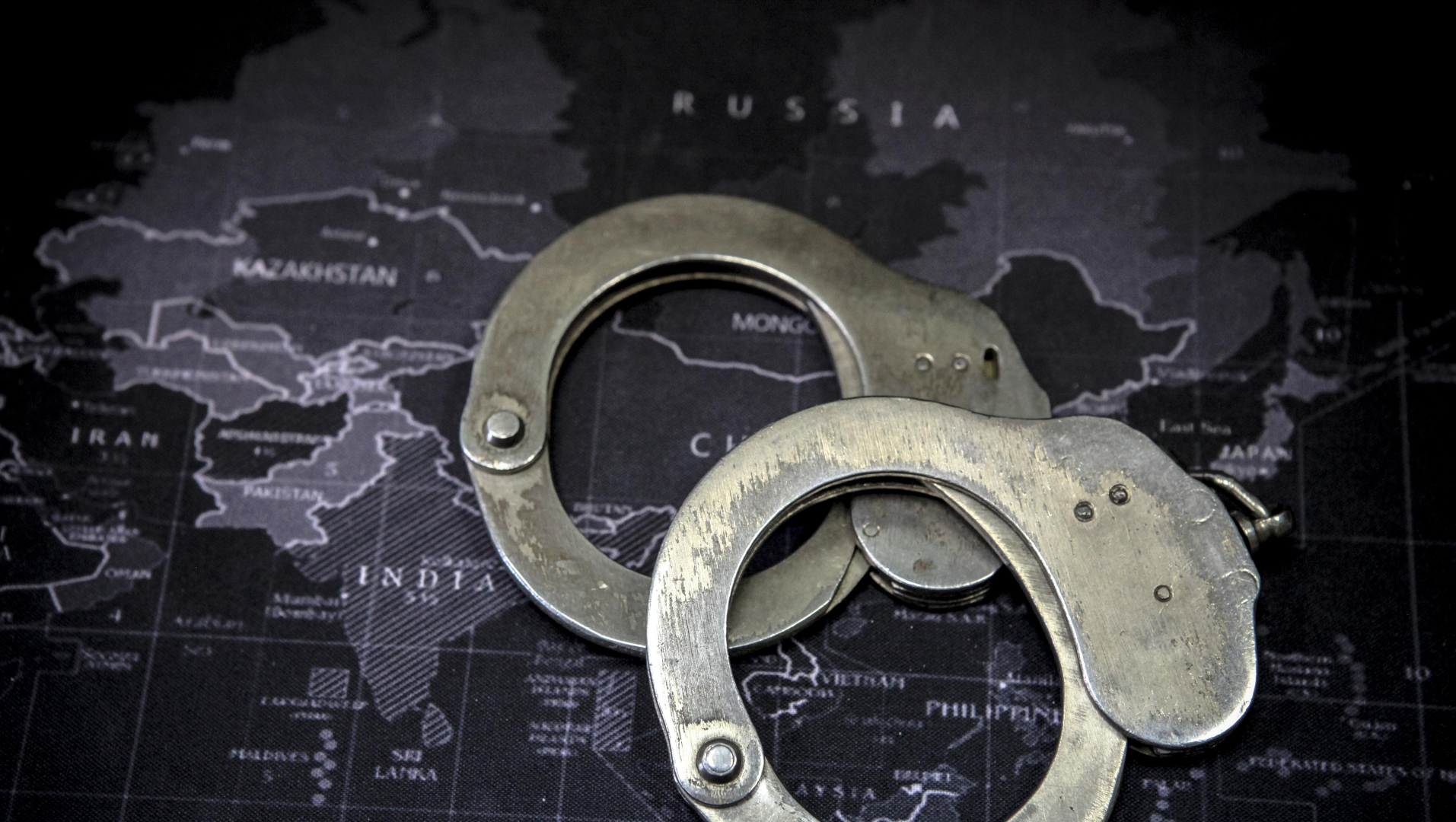 Полицейскими Приморья задержан обвиняемый в вымогательстве, разыскиваемый по каналам Интерпола