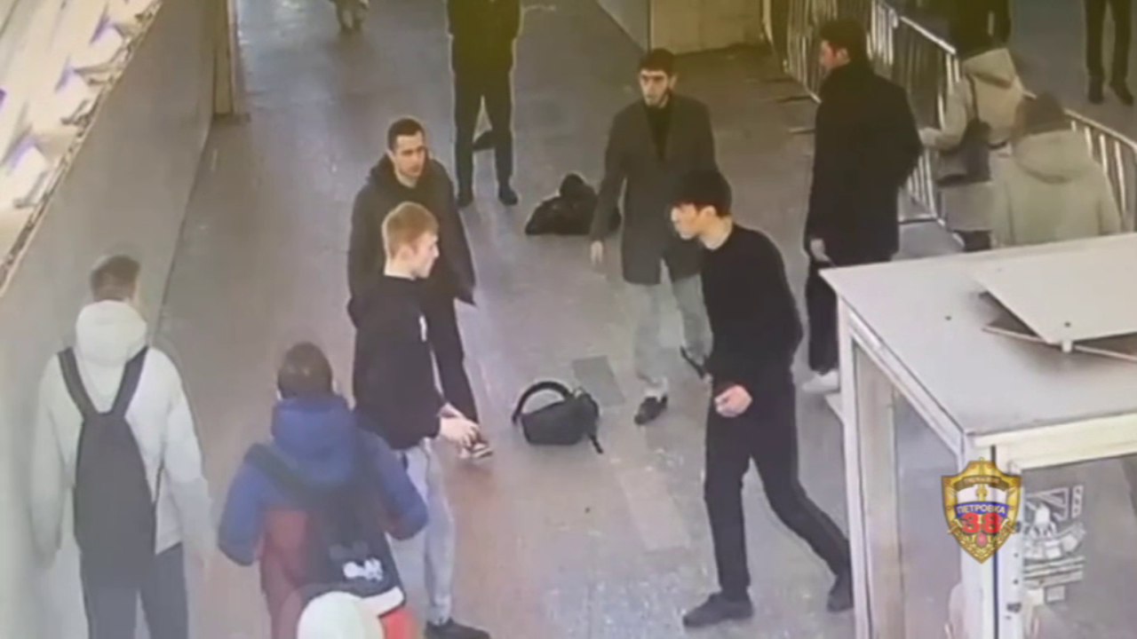Полиция метро Москвы привлекла к ответственности троих участников драки на станции «Баррикадная»
