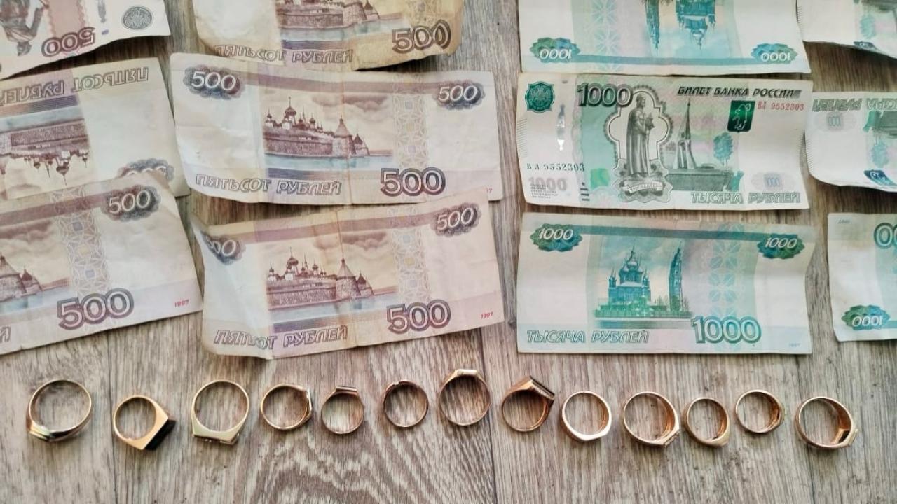 Грабитель, похитивший 47 ювелирных изделий из салона в Мордовии, задержан полицией в бане в Пензе