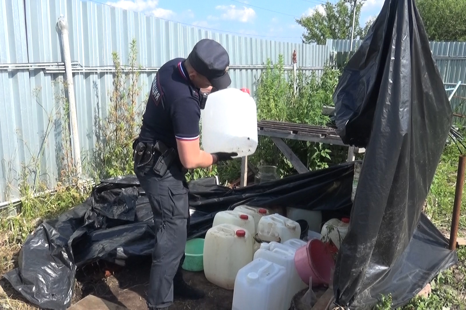 В Подмосковье задержаны двое наркоизготовителей, планировавших сбыть партию «синтетики»