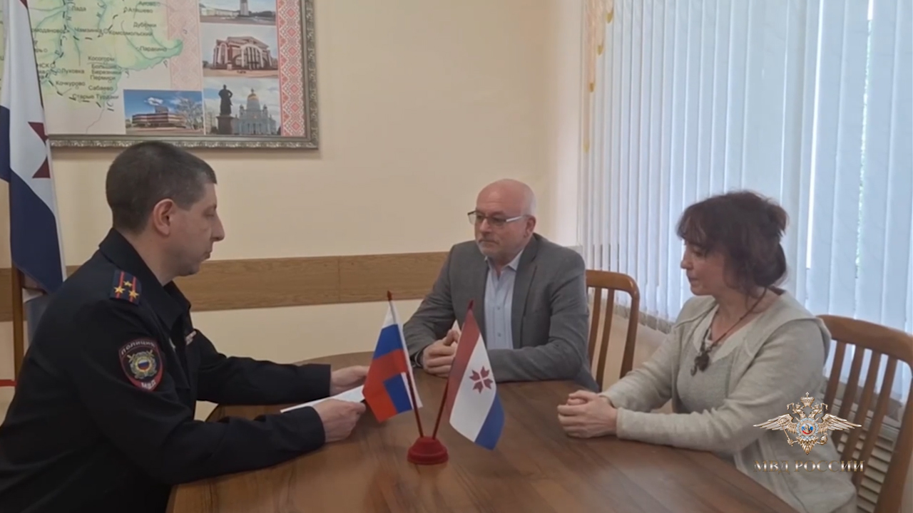 Ирина Волк: В Мордовии полицейские оперативно оформили гражданину Германии разрешение на временное проживание в России