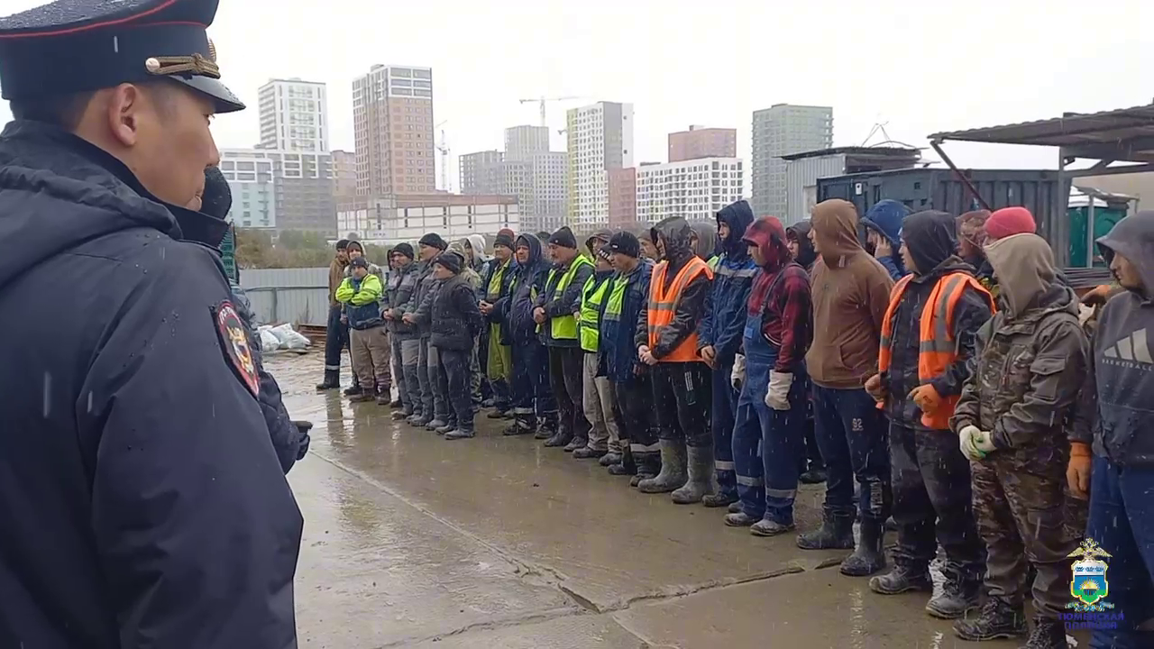 В Тюменской области в ходе рейдов полиция выявила 36 нарушений миграционного законодательства