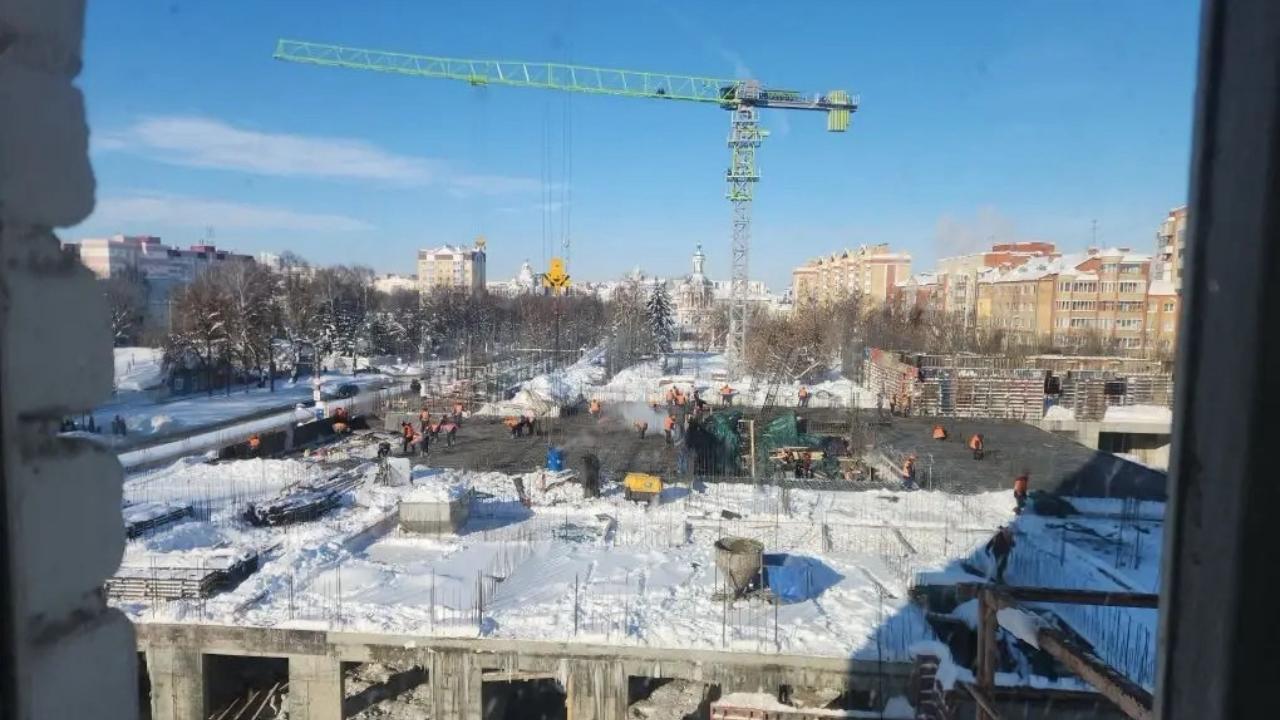 В Саранске полицией выявлены незаконно трудившиеся на строительстве школы 42 гражданина Узбекистана
