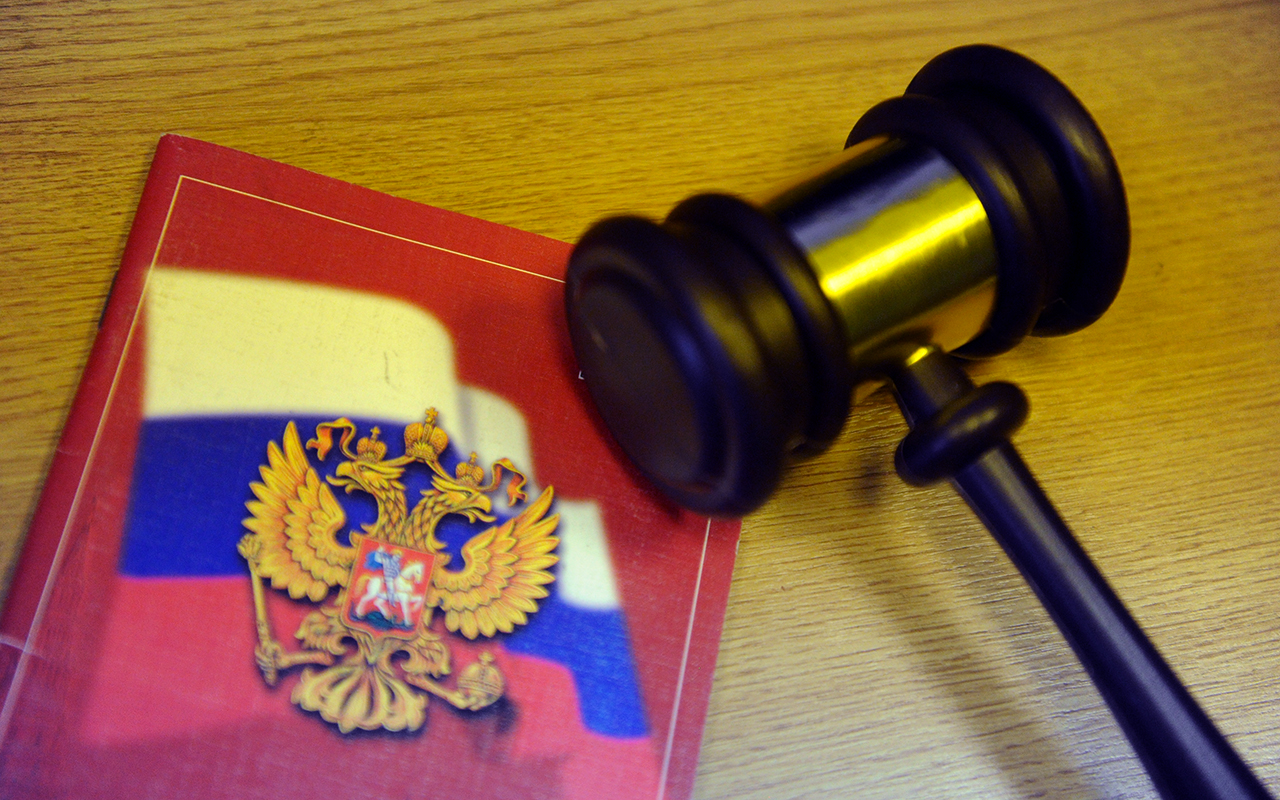 Четырёх жителей Мурманска осудят за организацию незаконного пребывания 82 иностранцев в России