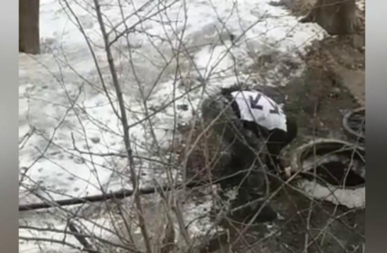 Во Владивостоке сотрудники полиции задержали серийных похитителей сетевого кабеля