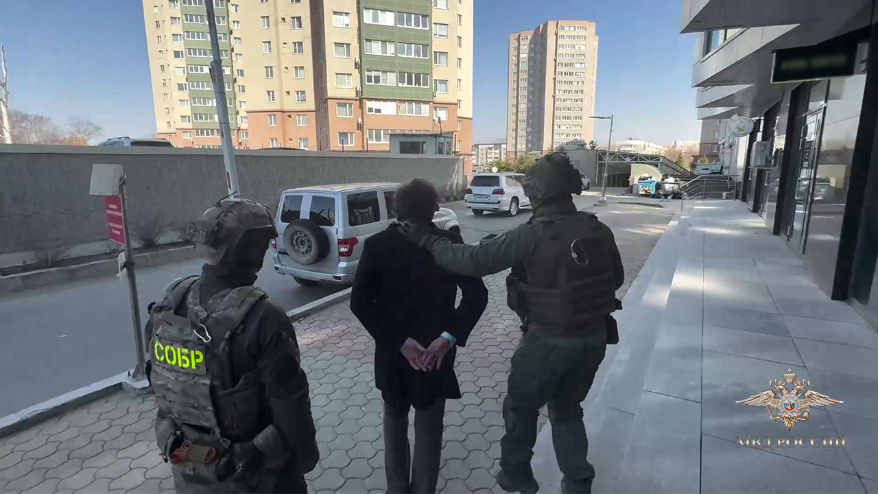 Ирина Волк: На Сахалине полицейские задержали подозреваемого в мошенничестве, совершенном с использованием служебного положения