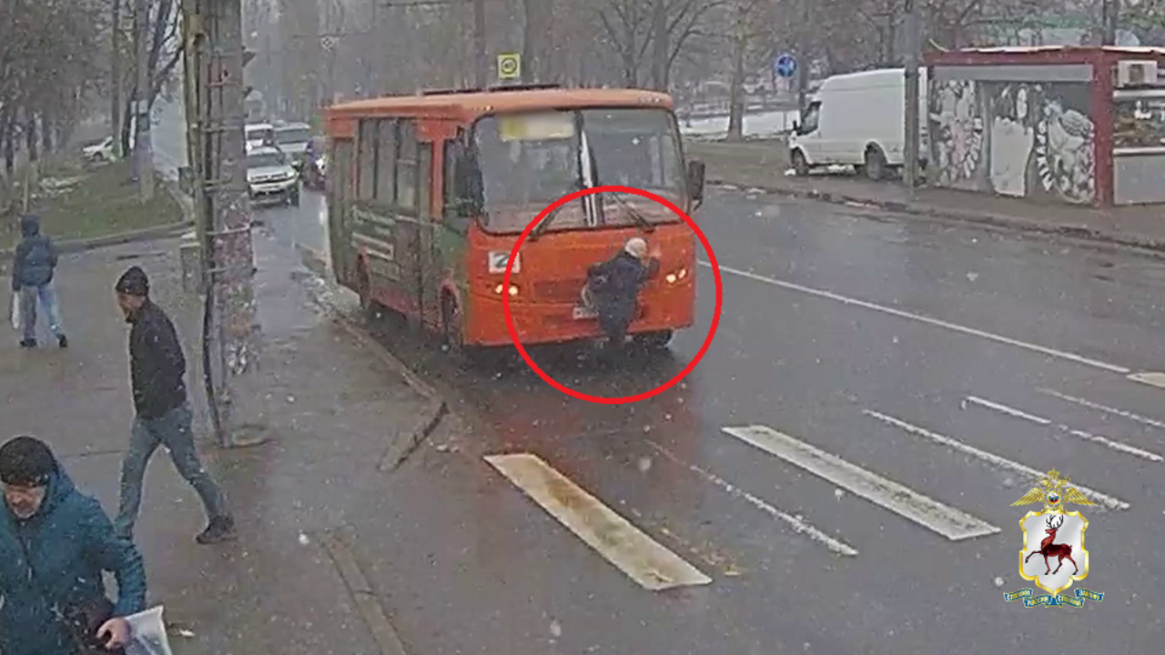 Водитель автобуса, допустивший наезд на пенсионерку в Нижнем Новгороде, предстанет перед судом
