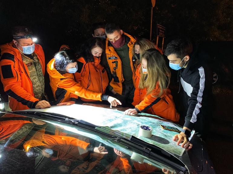 Волонтёры спешат на помощь