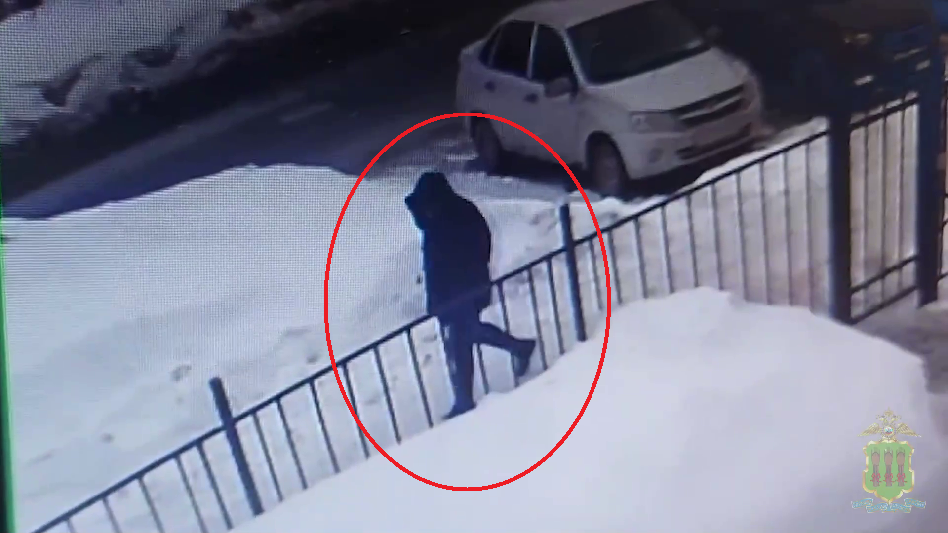 Пензенская полиция задержала вора, который ножом вскрыл сейф в торговом центре и украл 1 млн рублей