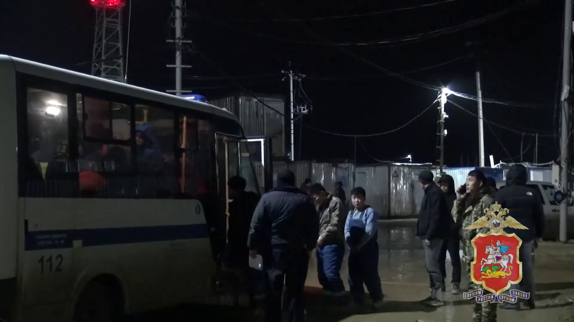На стройке в Подмосковье полицией выявлены четверо нелегалов, использовавших поддельные документы
