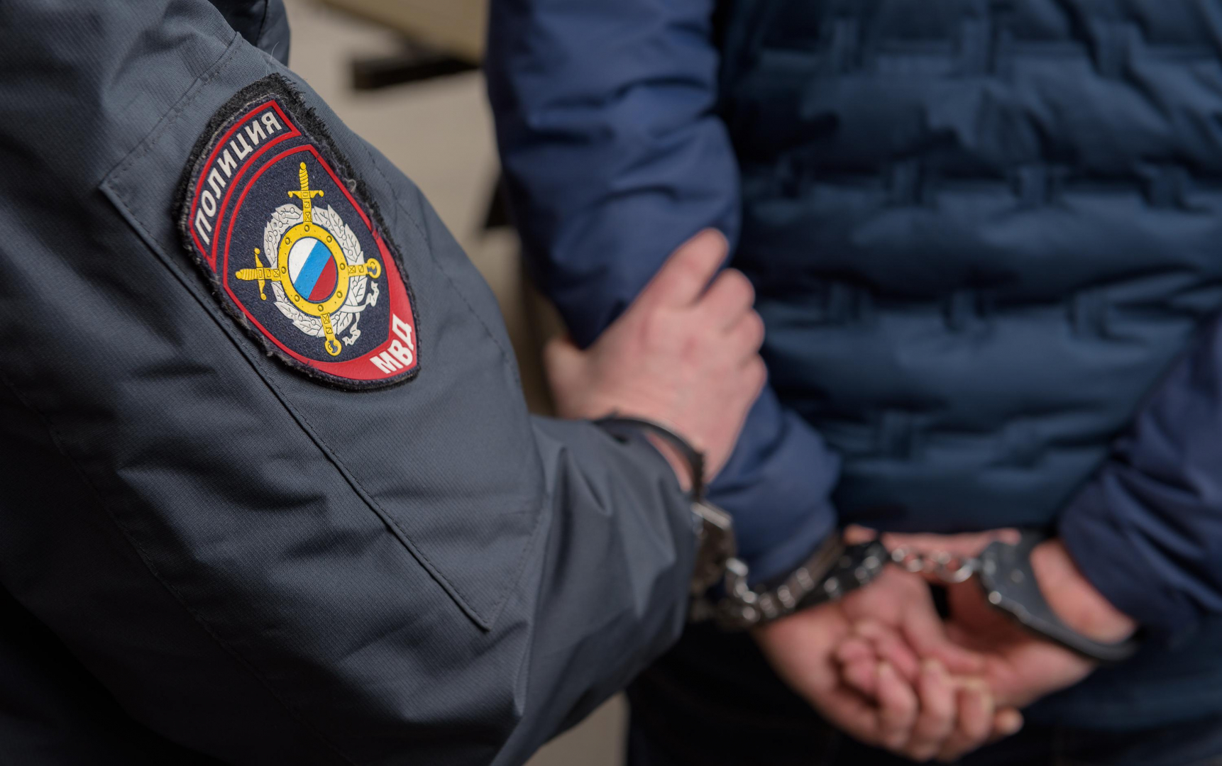 За хищение у 54 граждан 912 тысяч рублей осудят жителя Якутии, совершавшего обманы из колонии