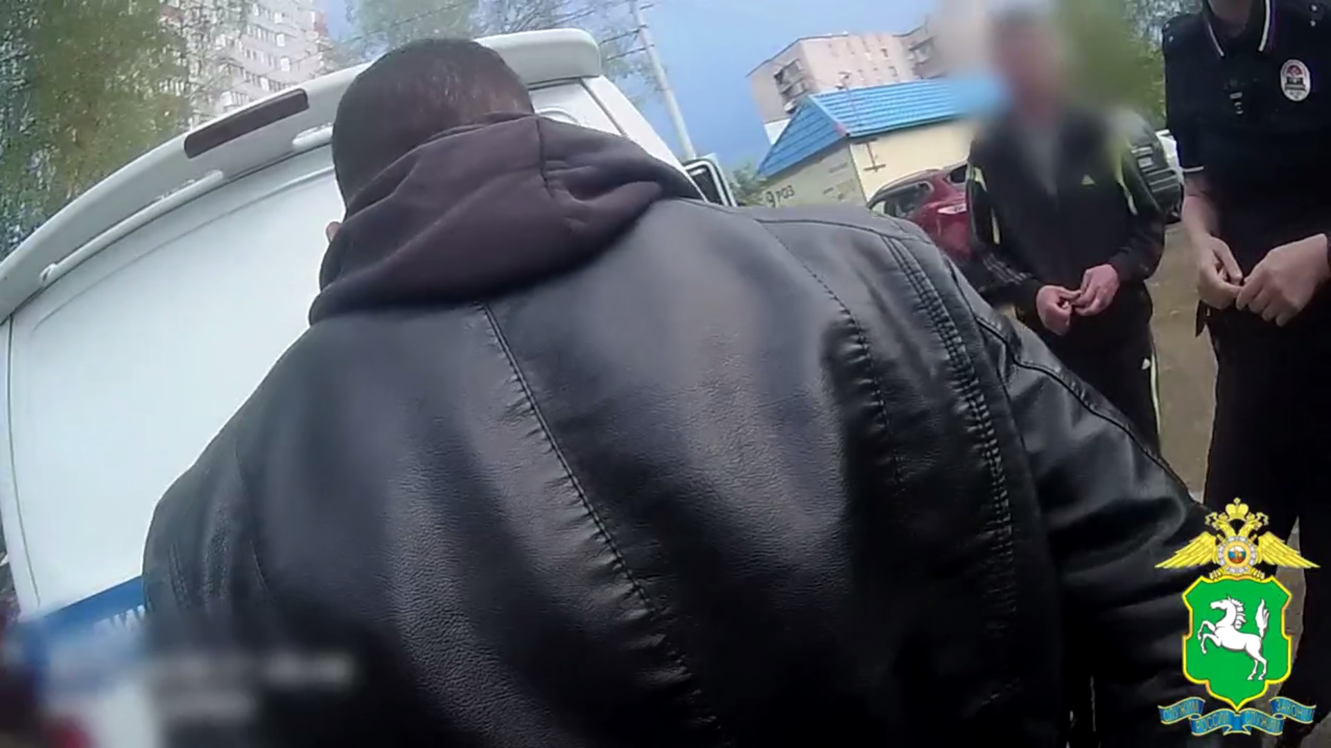 В Томске сотрудники патрульно-постовой службы по горячим следам задержали подозреваемого в убийстве