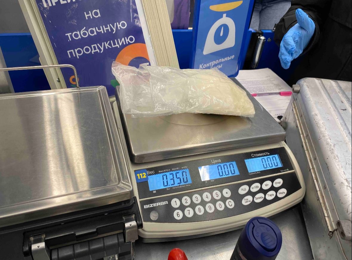 Полицией задержан тюменец, спрятавший рюкзак с наркотиком в камере хранения в торговом центре
