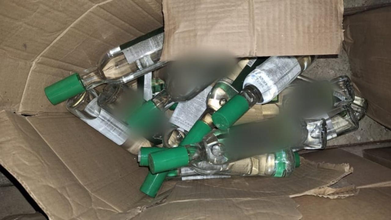 В Якутии полицейские изъяли из незаконного оборота более 18 тысяч немаркированных бутылок алкоголя