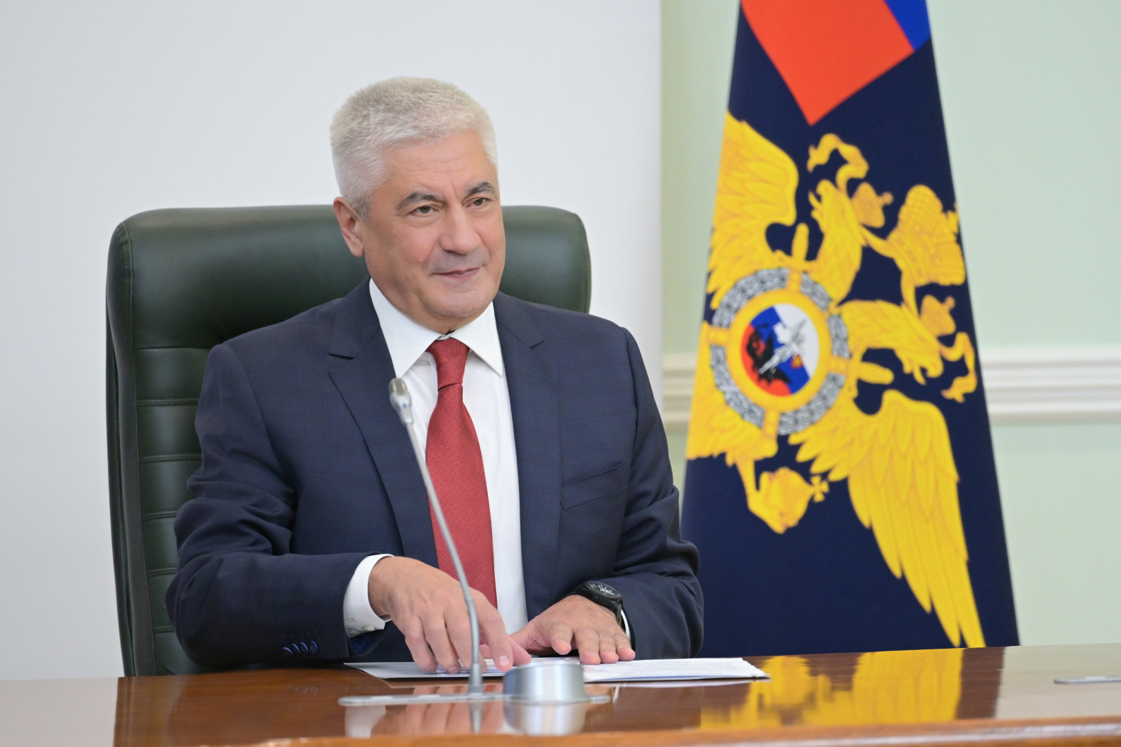 Владимир Колокольцев поздравил многотысячный коллектив участковых уполномоченных полиции с днем образования Службы