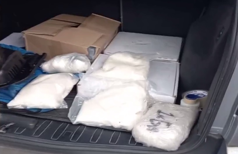 В Перми оперативники изъяли у межрегионального наркокурьера 3 кг мефедрона и 2 кг гашиша
