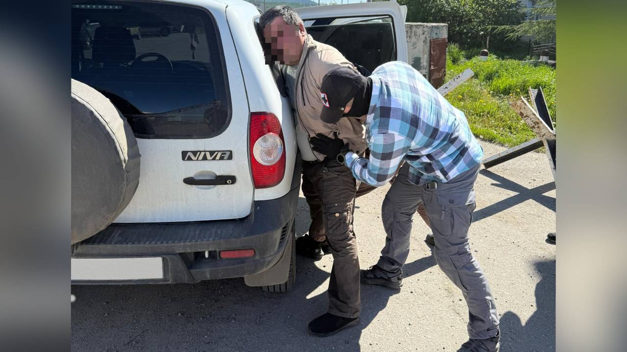 В Магадане полицейские задержали мужчину за разжигание ненависти по национальному признаку