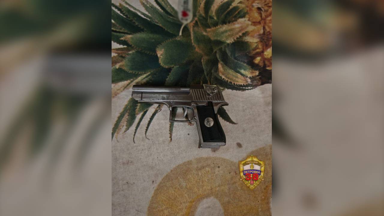 Пассажир такси, напавший с пистолетом-зажигалкой на водителя, задержан столичной полицией за разбой