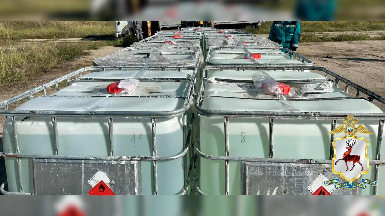 В Нижегородской области осудят бизнесмена и двух водителей за присвоение 858 тонн каустической соды