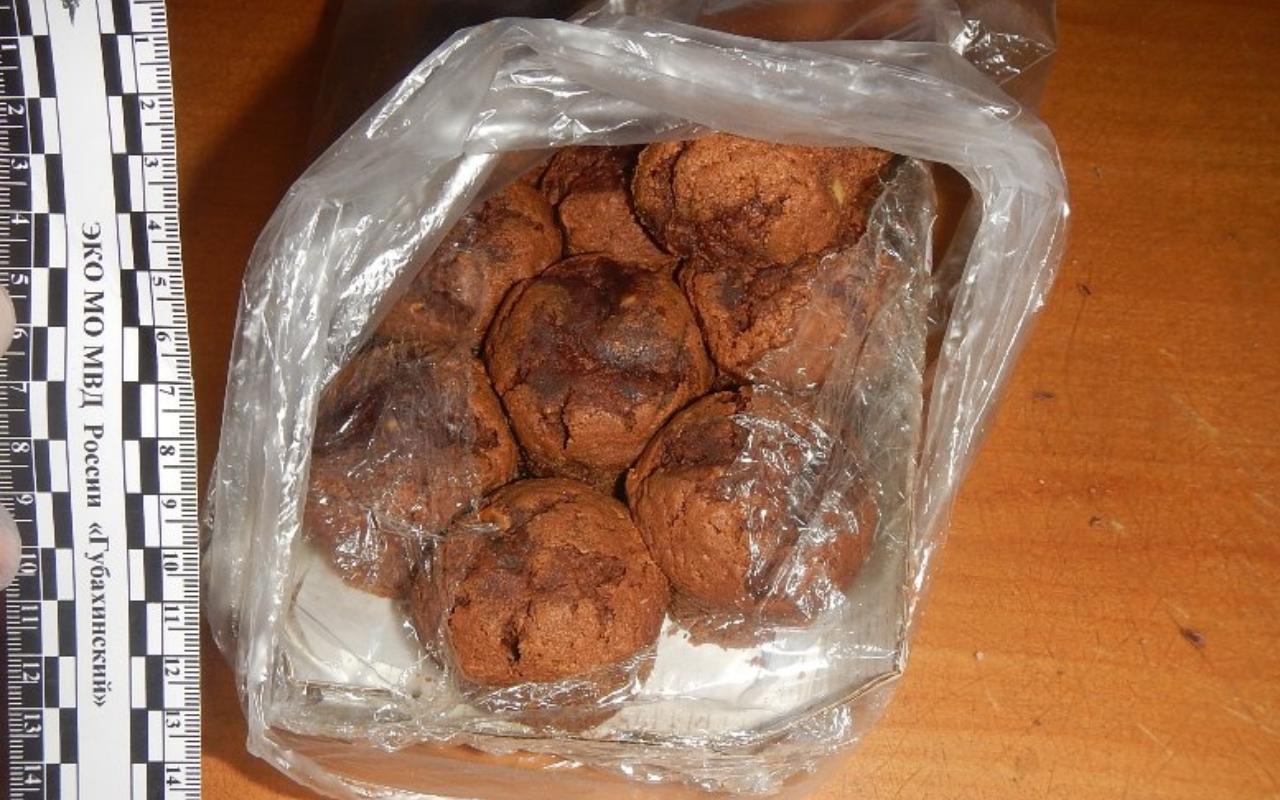 За пересылку в исправительную колонию 13 кексов с наркотиком осудят жителя Пермского края