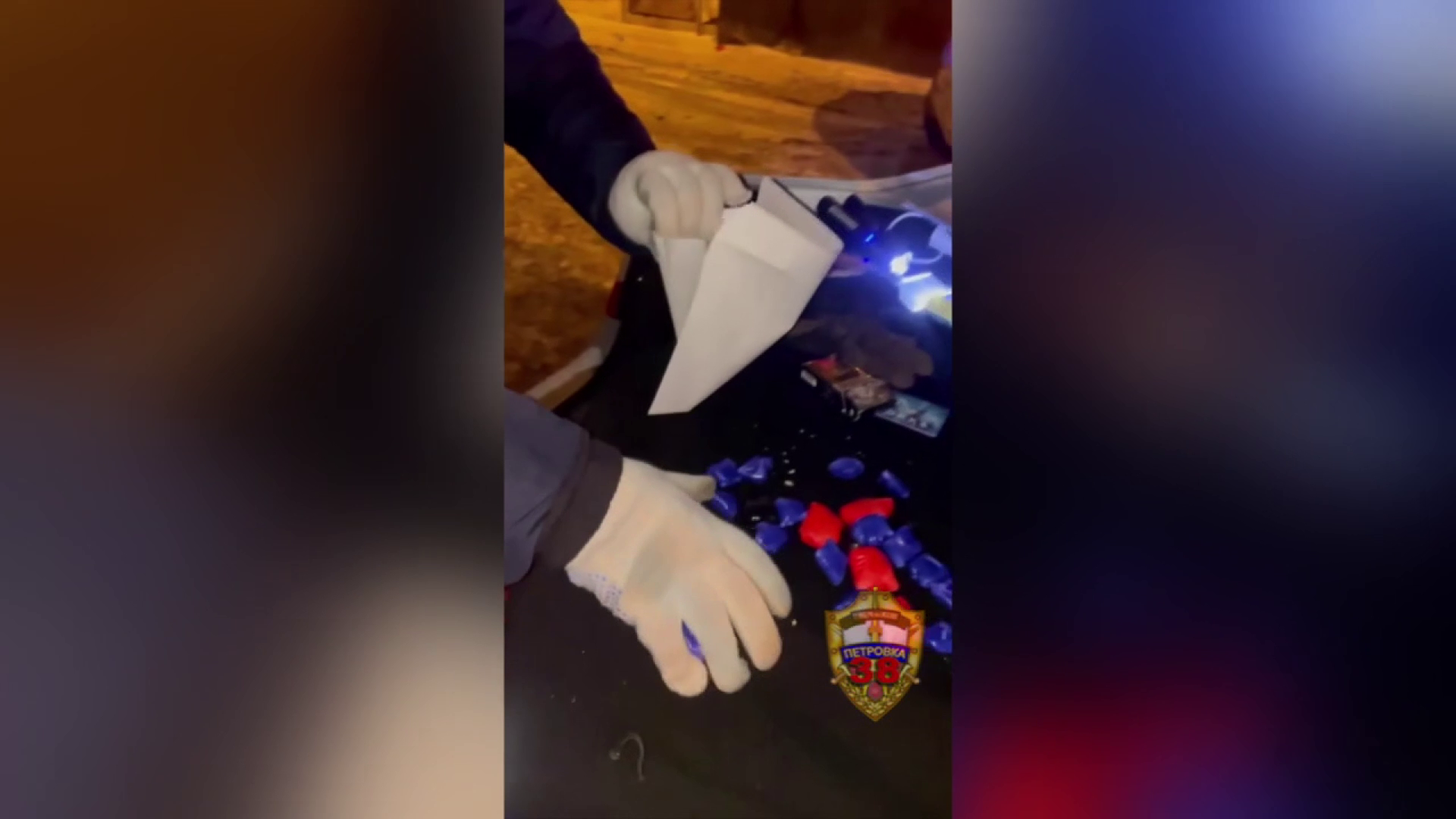 В Москве сотрудники полиции выявили пассажира такси, перевозившего около килограмма мефедрона