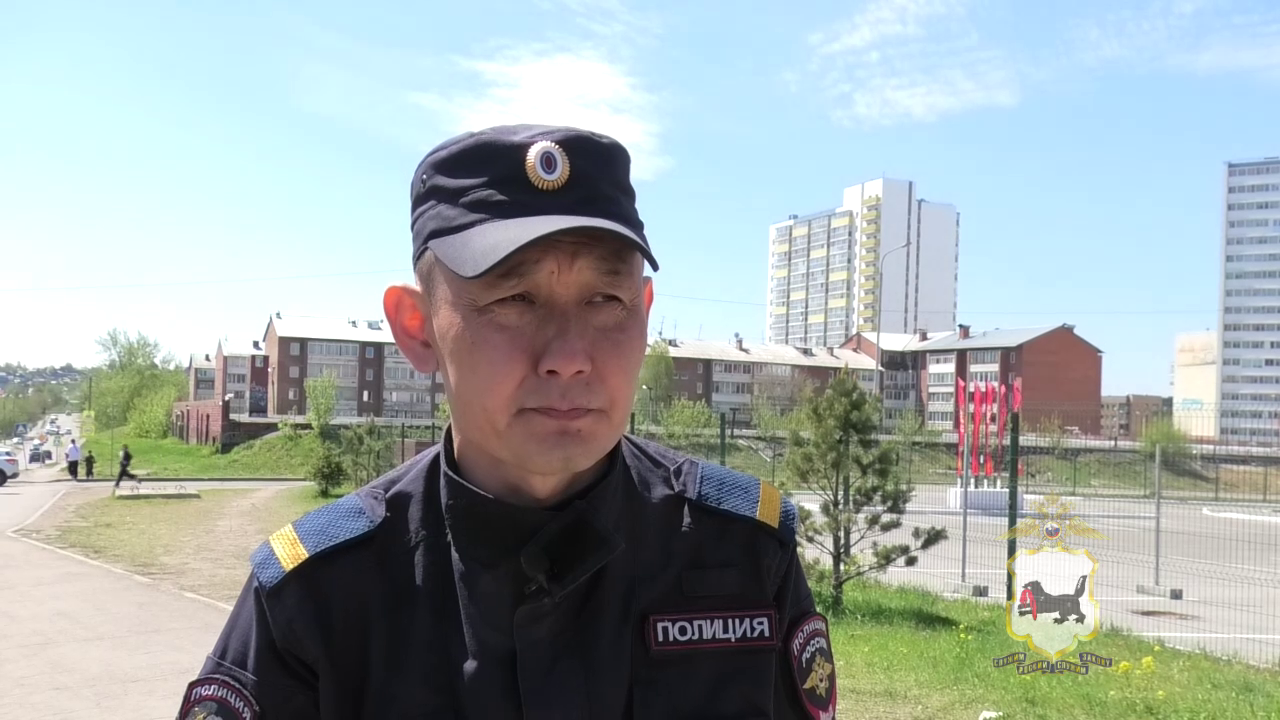Полицейский из Иркутска, находясь в отпуске, задержал подозреваемого в серии хищений товаров из магазинов