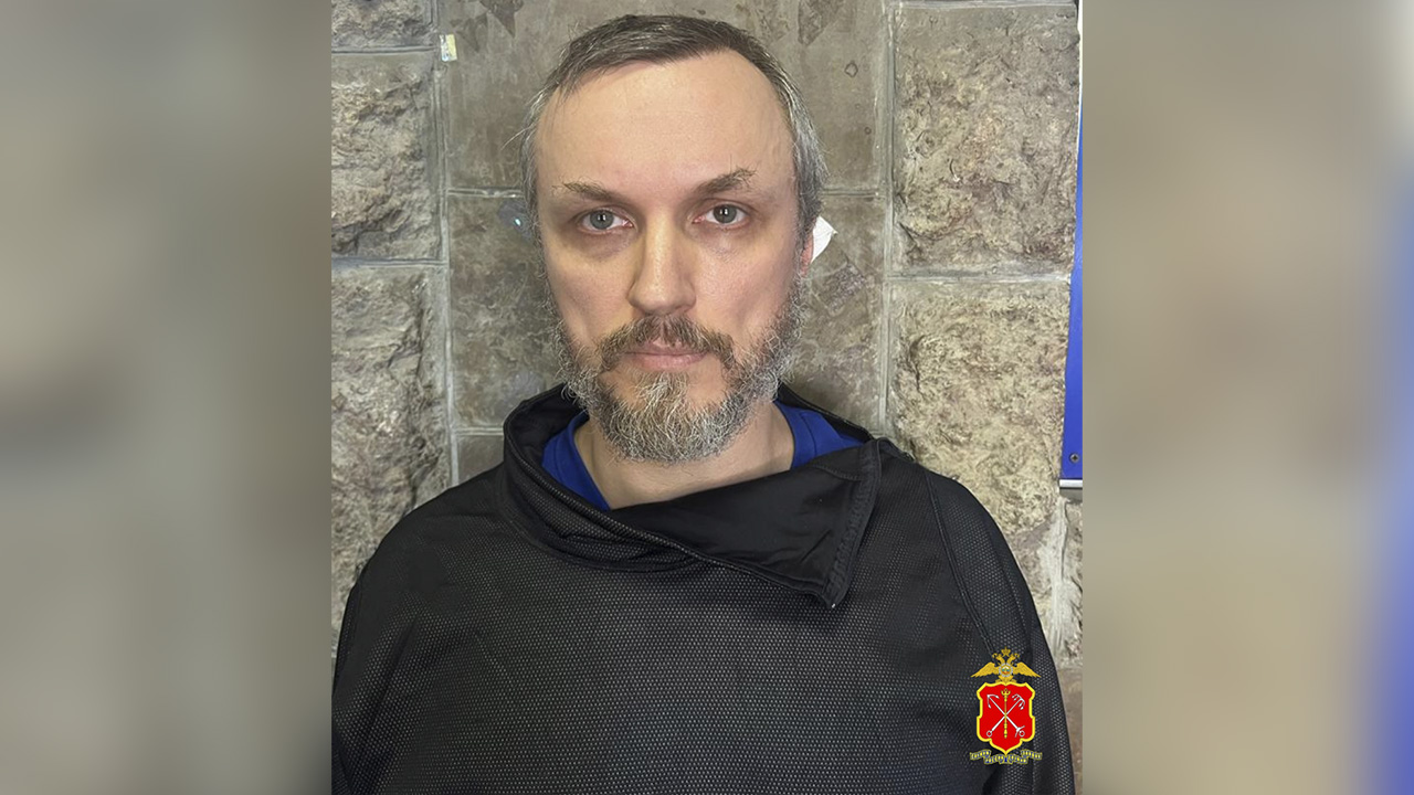 Полицейские Санкт-Петербурга задержали иностранца, подозреваемого в мошенничестве с недвижимостью