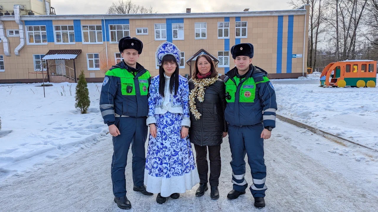 В Калужской области госавтоинспекторы оказали помощь мужчине, которому стало плохо за рулём