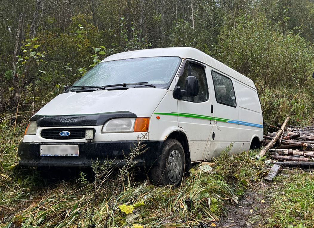 Два угона за одну ночь совершил житель Новгородской области, будучи в нетрезвом виде