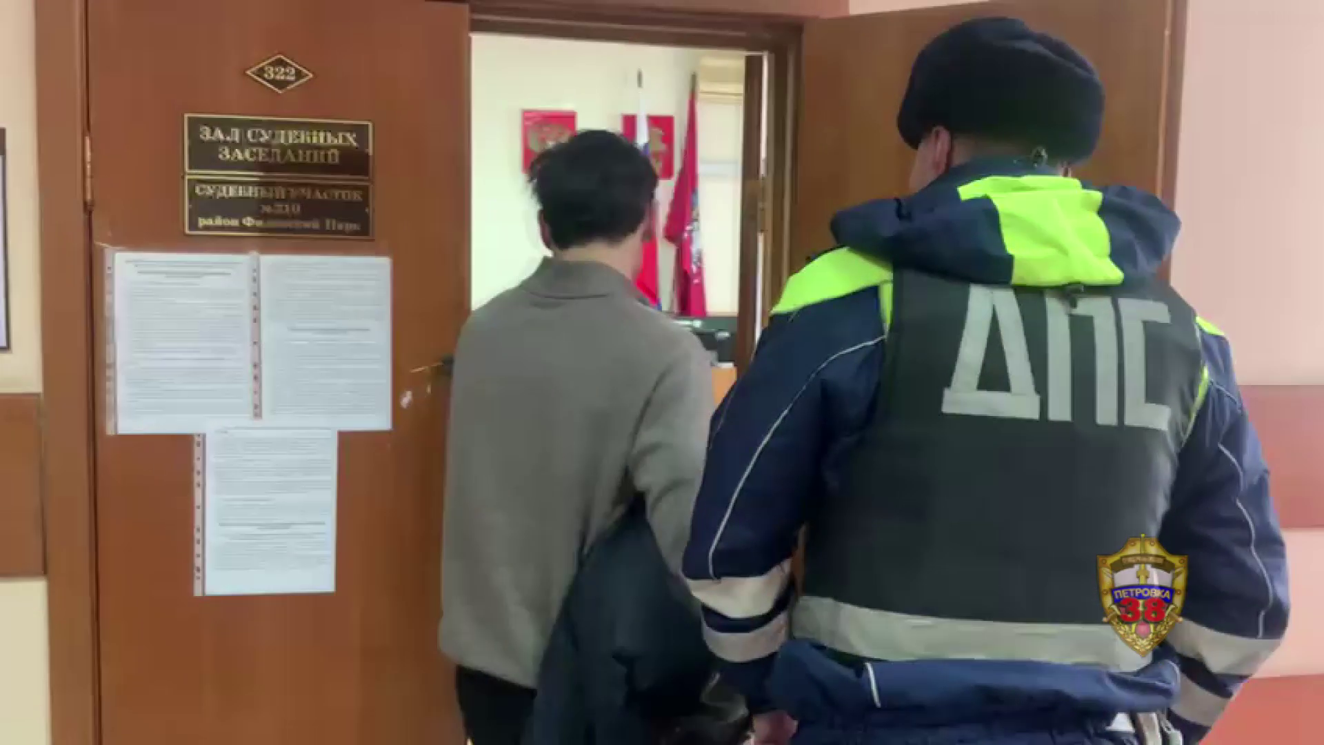 Задержанный полицией в Москве за грубые нарушения ПДД уроженец Дагестана арестован на 15 суток