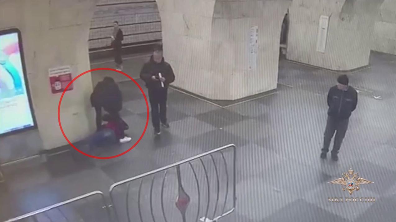 Ирина Волк: Столичные полицейские задержали подозреваемого в нападении на пассажира метро