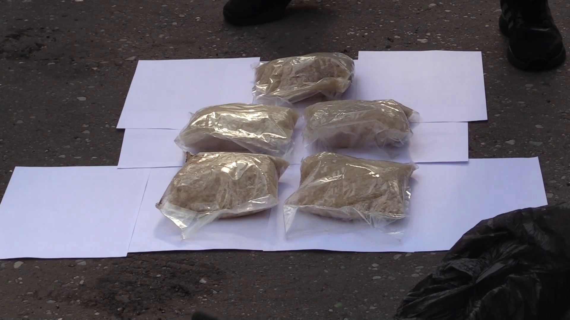 В столице Донецкой Народной Республики полицейские изъяли более 2,5 кг наркотиков