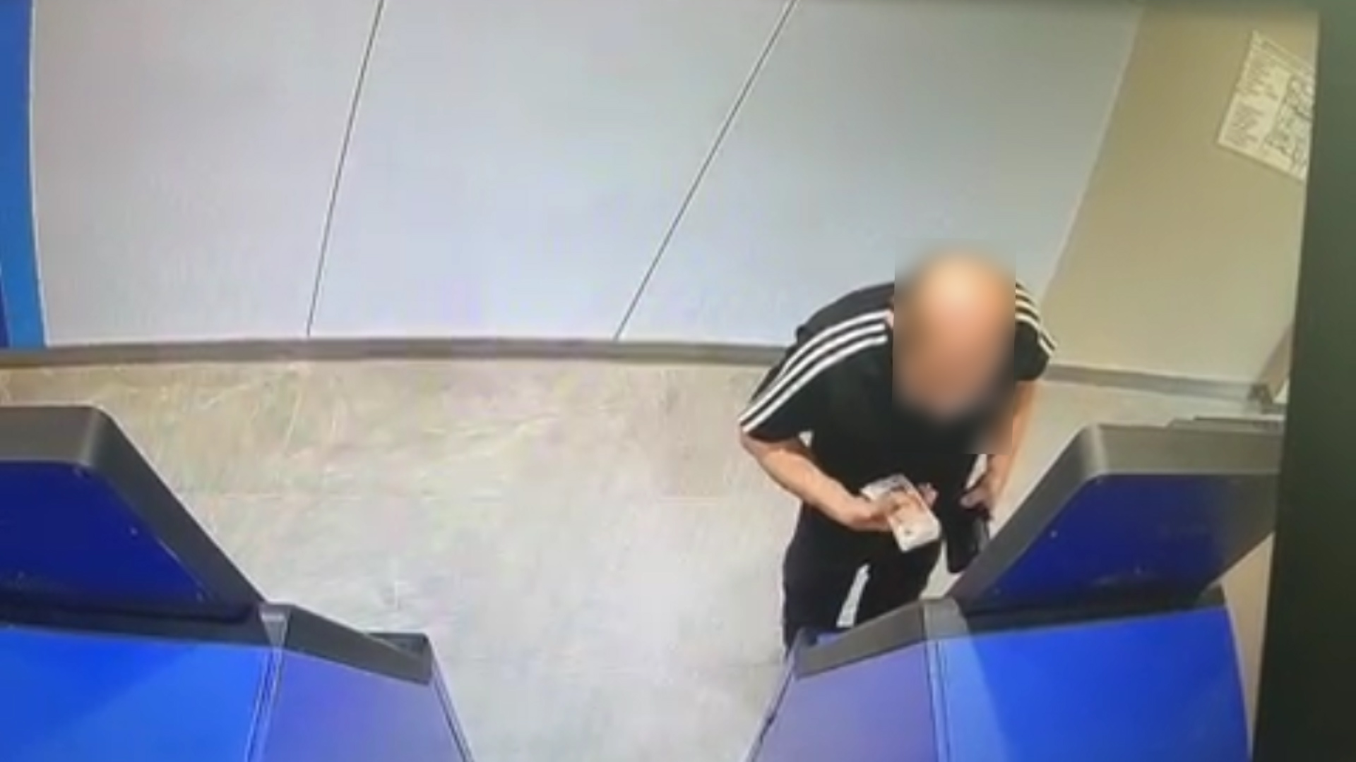 Полицейские Марий Эл задержали жителя Волжска за аферы по хищению выплат, полагающихся бойцам СВО