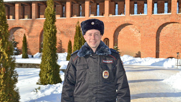 Конечно, не ангел