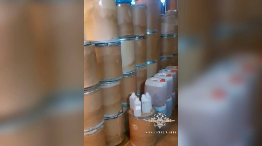 В Ленинградской области сотрудники полиции пресекли незаконный оборот наркотических средств